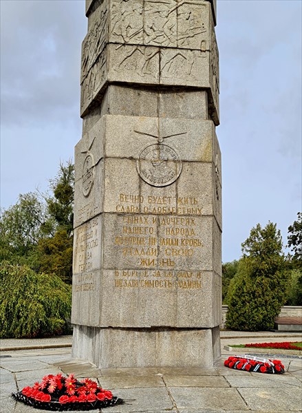 063-Памятник 1200 гвардеицам